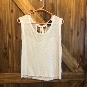 White tank